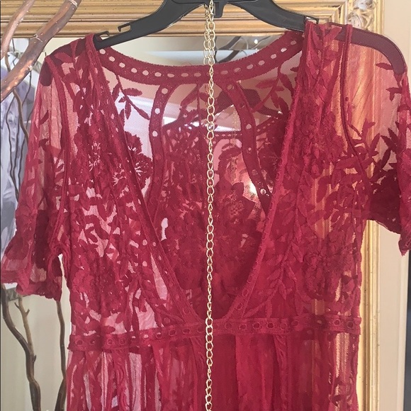 Flowing sheer dress - Picture 1 of 6